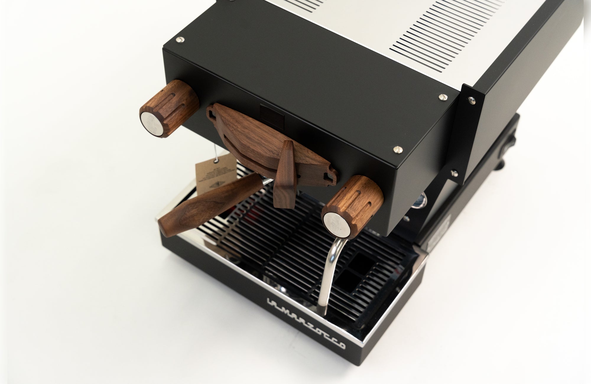 La Marzocco Linea Mini R Schwarz mit Walnussholz Seitenansicht