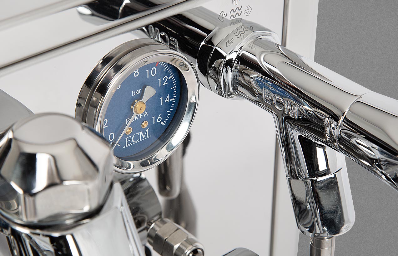 ECM Technika VI Detailansicht Manometer