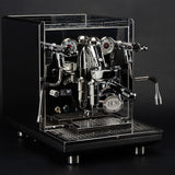 ECM Synchronika II Espressomaschine in Küchenumgebung