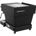La Marzocco Linea Mini R in Schwarz matt Dreiviertelansicht von hinten