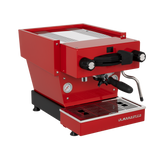 La Marzocco Linea Mini R in Rot Dreiviertelansicht