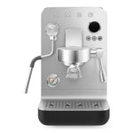 Smeg Mini Pro EMC02 Schwarz Espressomaschine Frontalansicht