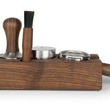 Brewspire Tampingstation Quattro längs Nuss – Tamperstation aus Holz für 58 mm Siebträger