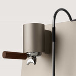 LIGRE Youn Silver-Beige mit Walnut Seitenansicht